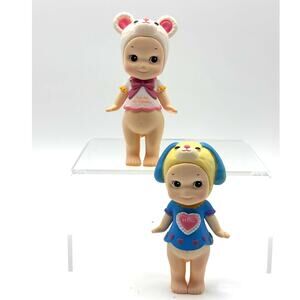 Set of 2 New Unbranded Collectible Mini Figures, Valentine Puppy & Bear Costumes